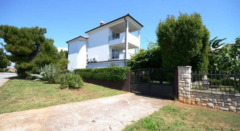 House Suzana 