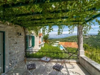 Villa Shiraz 