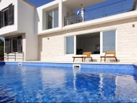 Four-Bedroom Holiday home in Selca 