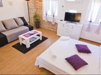 Luxury Old Town Suites 