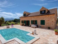 Rusticana Holiday Home 