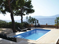 Sucuraj 04 Holiday Home