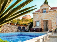 Mirella Holiday Home