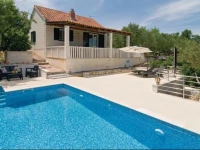 Glavica bb Holiday Home 
