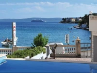 Eight-Bedroom Holiday home Okrug Gornji with Sea View 05 