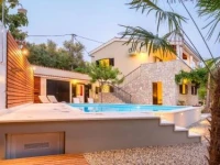 Villa Verandah 