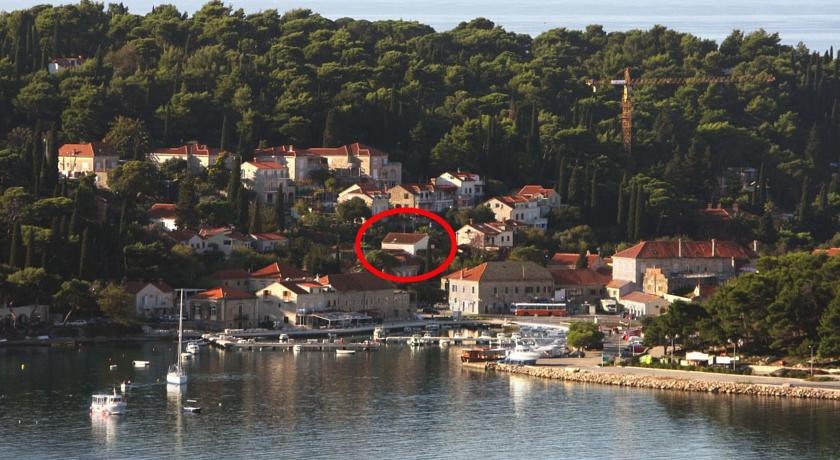 Family Room Cavtat 2135a 