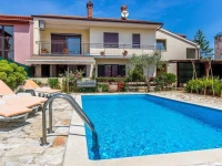 Zdenka Holiday Home 