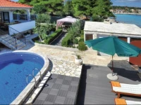 Borak II Holiday Home 