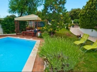 Bizjak Guest House 