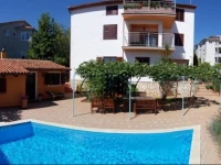 Simona Apt Aqua Holiday Home 
