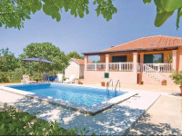 Antina ulica II Holiday Home