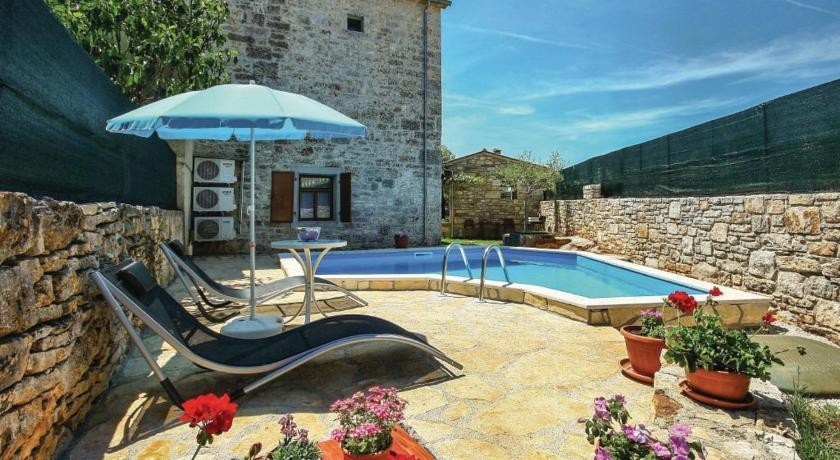 Fabci IV Holiday Home 