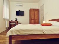 Rooms Sobes