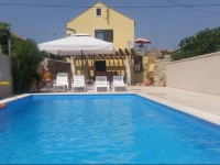 Zaton Marina Holiday Home 
