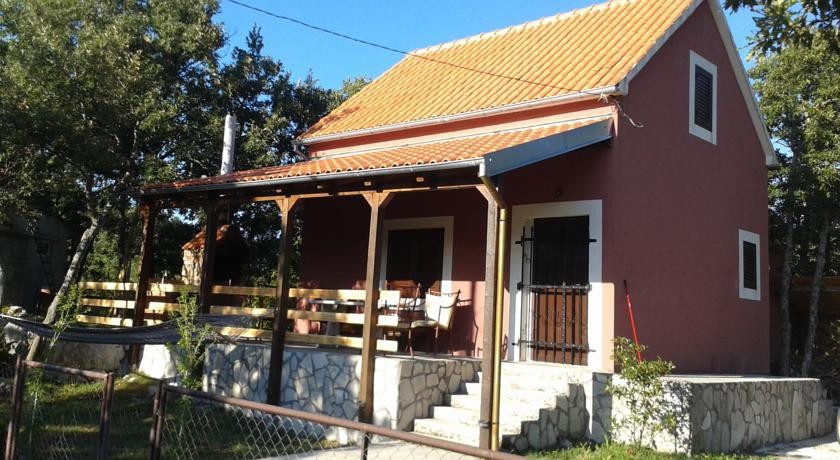NikoliД‡ Holiday Home 