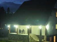 Highlander Hostel 