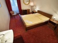 EA Hostel HrubГЎ SkГЎla 