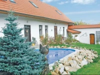 Chysna Holiday Home 