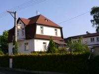 Garden Holiday Home 