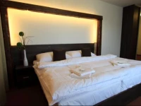 Hanzel Hotel 