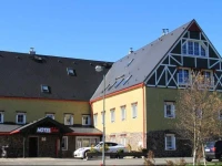 JГЎn Hotel 