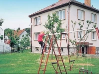 Neurazy Holiday Home 