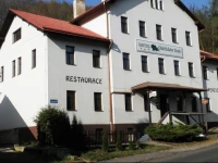 OldЕ™ichЕЇv Dub Hotel 