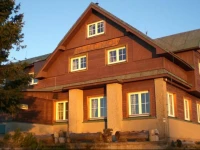 Bouda Na LuДЌinГЎch/Winter Inn 