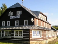 Pension BГ­lГЎ LabuЕҐ 