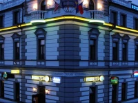 Cade Hotel 