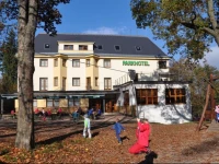 Parkhotel SmrЕѕovka 2*