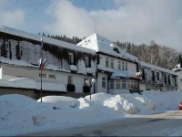 Prom Hotel 