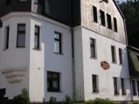 Akron Guest House 