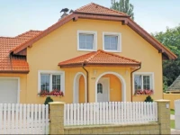 Velesin-Nadrazi Holiday Home 