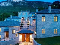 Artsistas Houses 1*