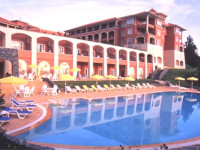 Ceasar Park Penha Longa