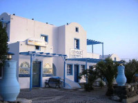 Studios Apartments Perivolos
