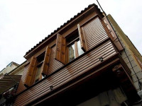 La Strada Suites
