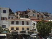 Studios Mahi 1*