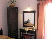 Emmanouela Studios and Villas
