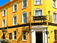 Queens Hotel & Nightclub 3*