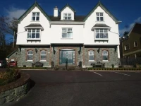 Woodlawn House 3*