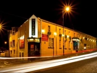 Newbury Hotel 3*