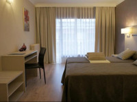 Cosmos Hotel &amp; Apartaments