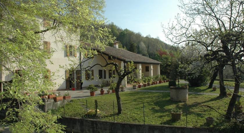 Albergo Volpara 2*