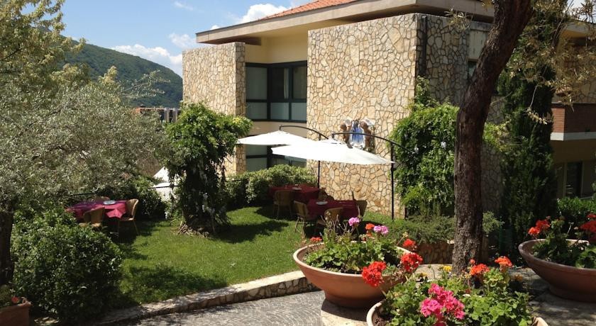 Solofra Palace Hotel & Resort 4*