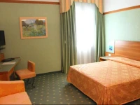 Hotel Zola 4*