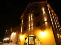Villa Estera - Hotel & Restauracja 3*