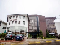 Hotel Charter 3*
